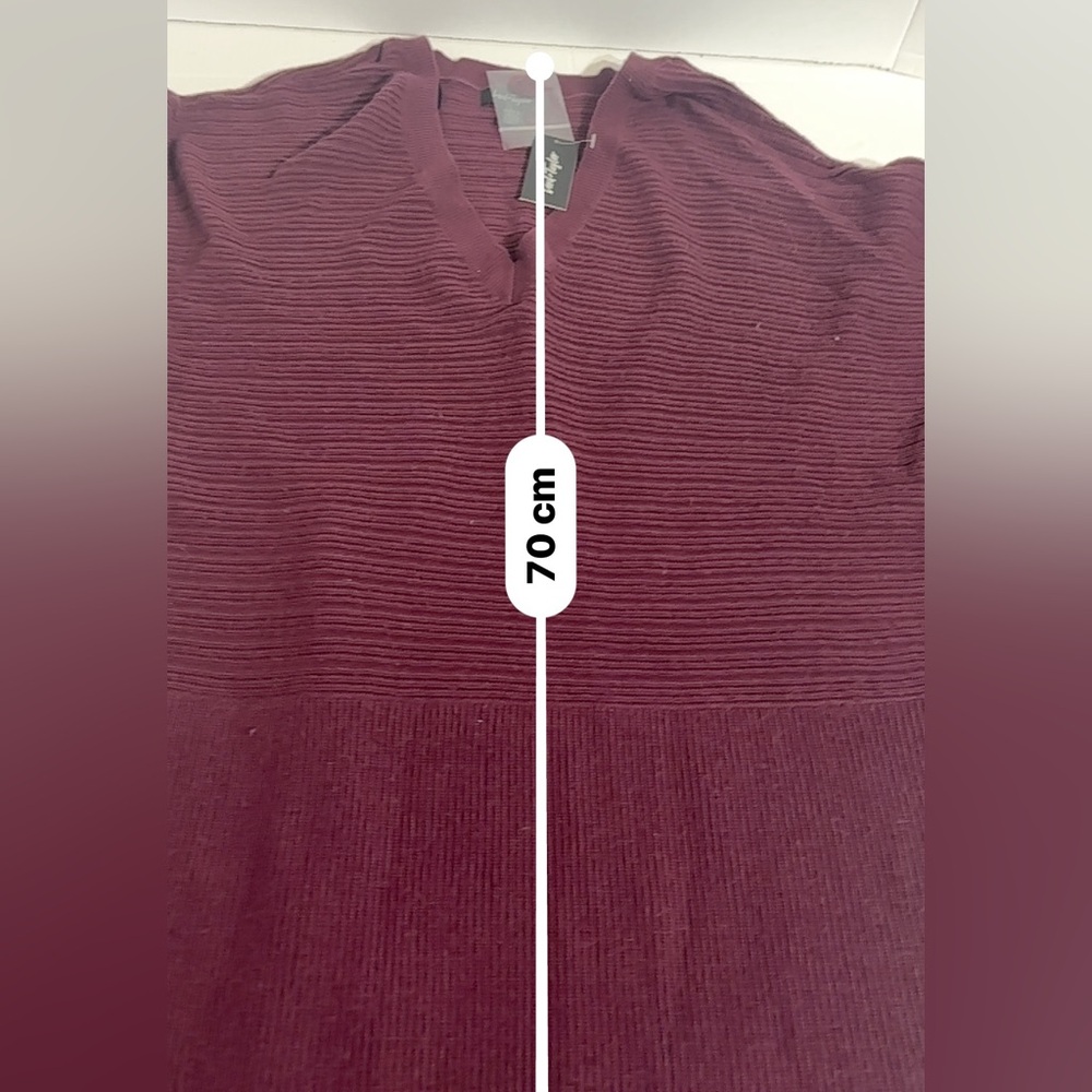 NWT Lord & Taylor New Deep Burgundy V-Neck Structured Top Large soft stretchy - Picture 6 of 8